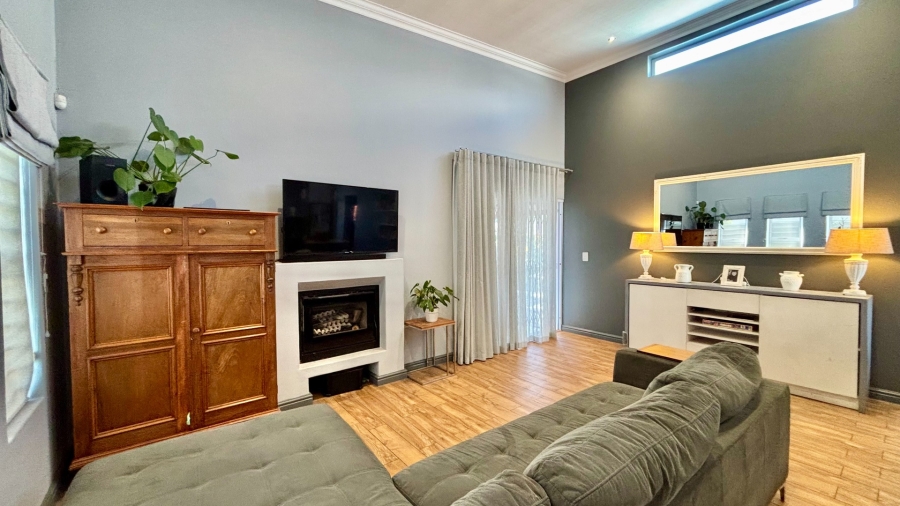 3 Bedroom Property for Sale in Sandown Western Cape